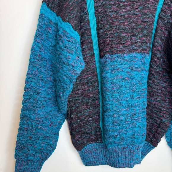 Vintage blue and purple bubble texture chunky sweater knit size medium - Picture 3 of 8